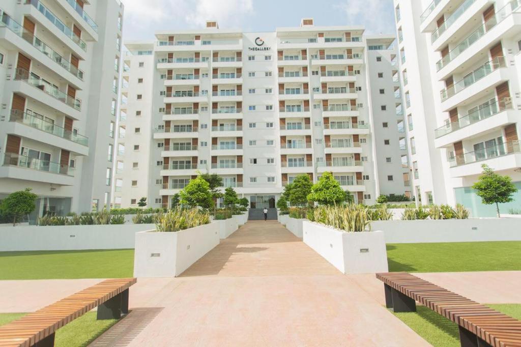 The Gallery Luxury Suites Cpg East Legon Zewnętrze zdjęcie