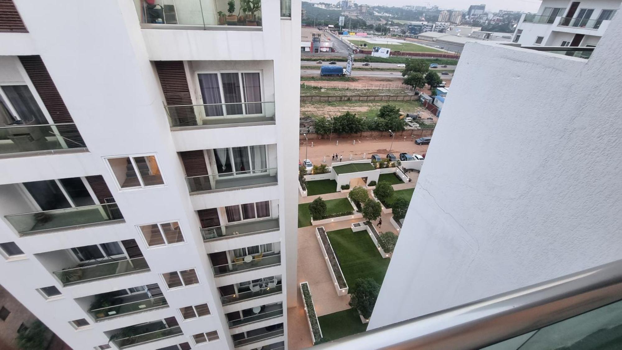 The Gallery Luxury Suites Cpg East Legon Zewnętrze zdjęcie