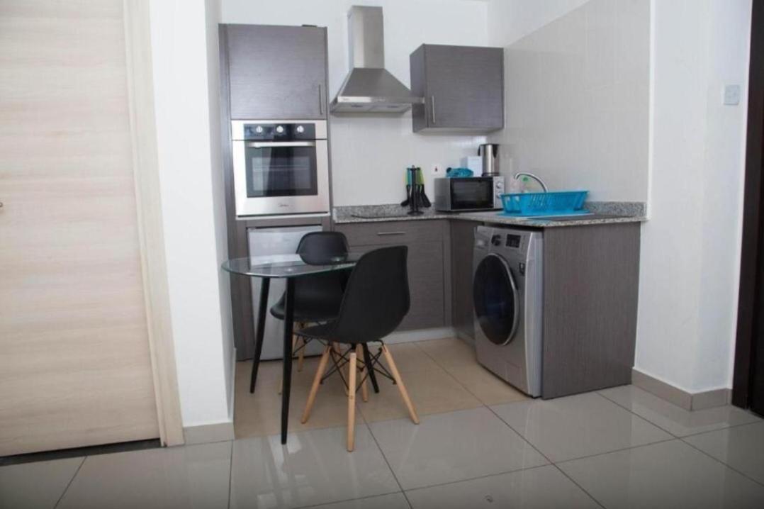 The Gallery Luxury Suites Cpg East Legon Zewnętrze zdjęcie